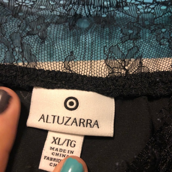 Black lace teddy - Picture 3 of 4